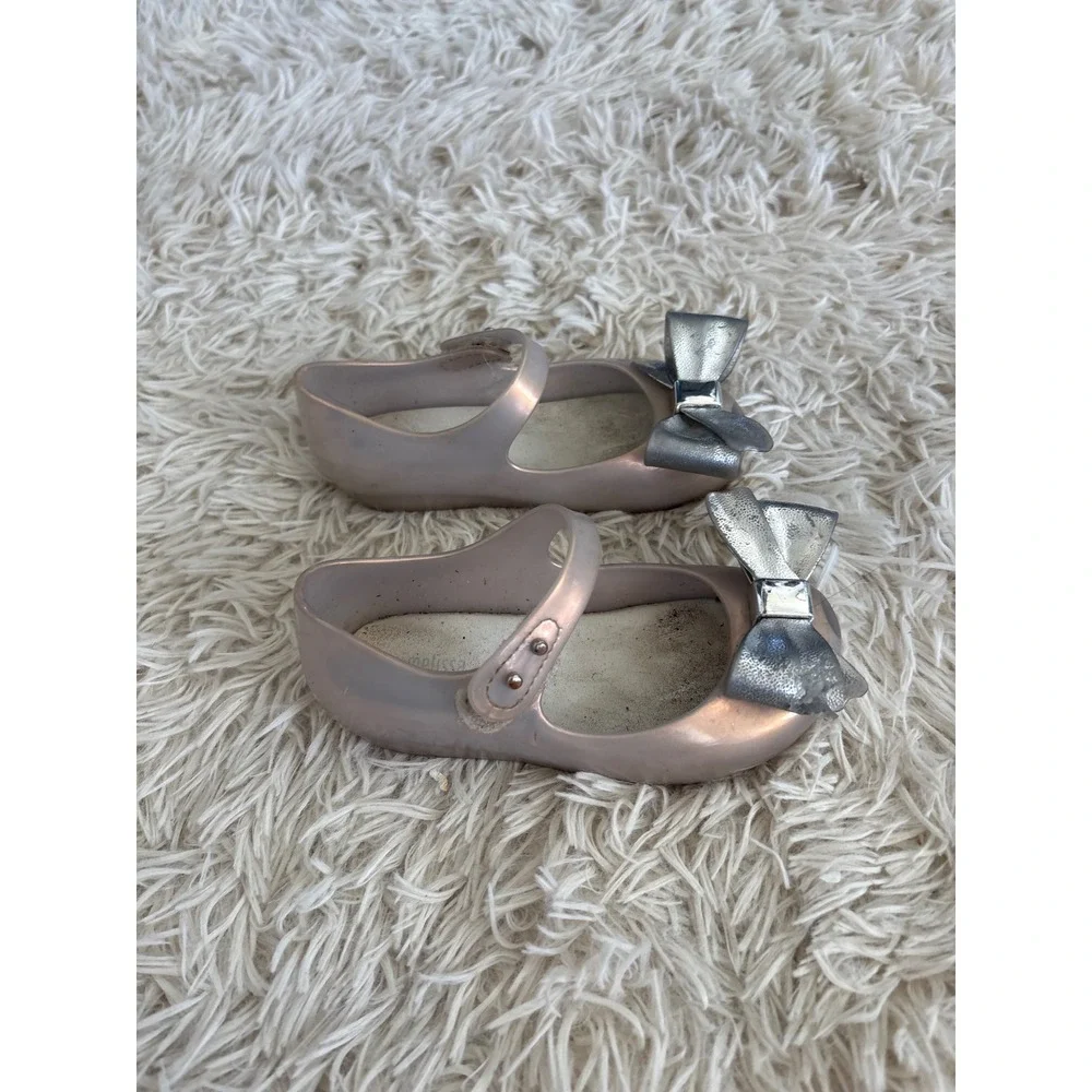 Mini Melissa Girls Jelly Shoes Silver Bow Mary Jane Flats Size 9‎ USA